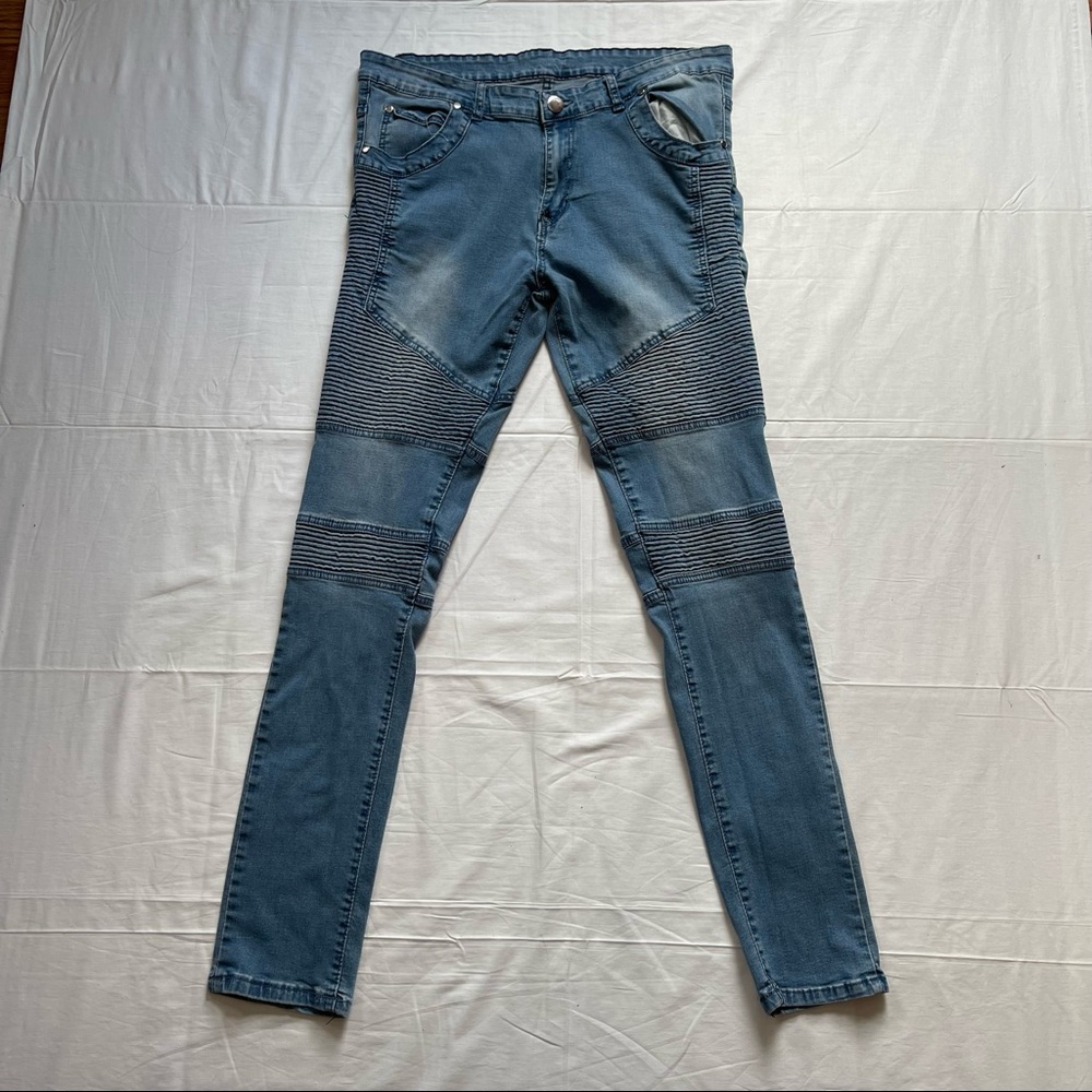 33 Waist Super Skinny Moto Jeans Light Denim Wash